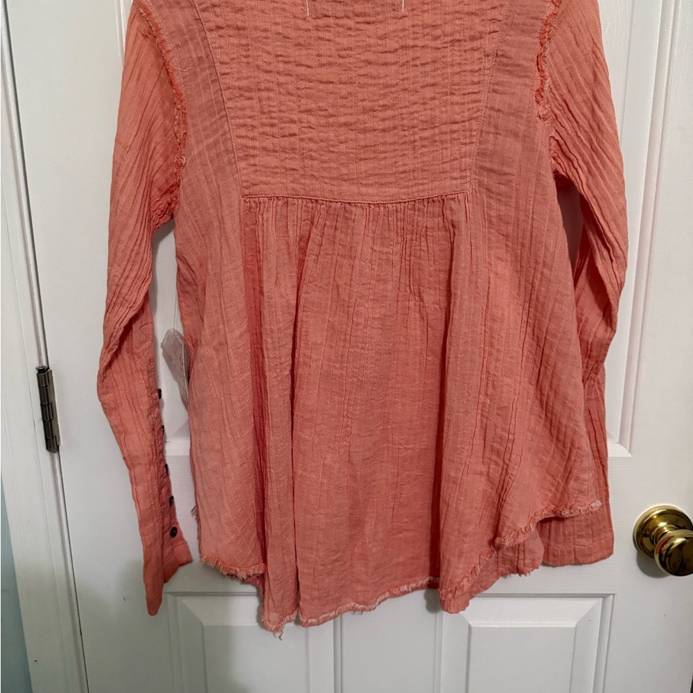 We The Free Peach Top *NEW WITH TAGS* - Picture 9 of 13